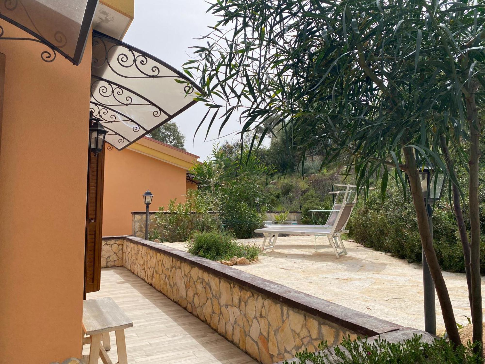 Residenza I Ginepri Villa Domus De Maria Ngoại thất bức ảnh
